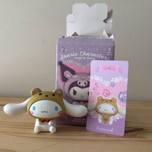 Sanrio Characters Cinnamoroll Hugging Buddy Figure (Miniso)